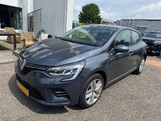 Unfallwagen Renault Clio 1.0 TCE ZEN 2020/8