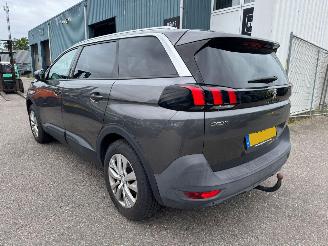 Peugeot 5008 1.2 PureTech Active picture 4
