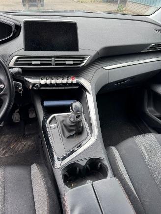 Peugeot 5008 1.2 PureTech Active picture 12