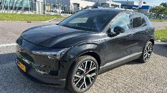 Coche accidentado Volvo EX30 Single motor ext Range plus Black edition 69 kWh 200 KW 272 PK 2026/4