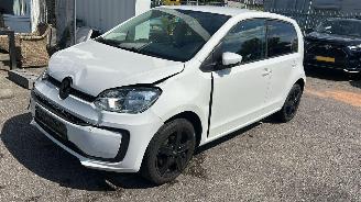 Vaurioauto  passenger cars Volkswagen Up! 1.0 BMT move up! 2017/5