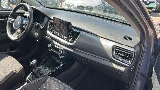 Kia Stonic 1.0 T-GDi MHEV picture 12