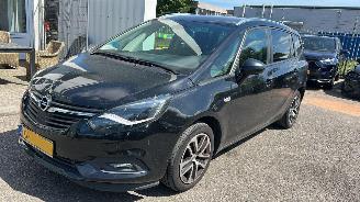 skadebil auto Opel Zafira Tourer 2018/9