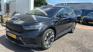Vaurioauto  passenger cars Skoda Enyaq 80 2021/11