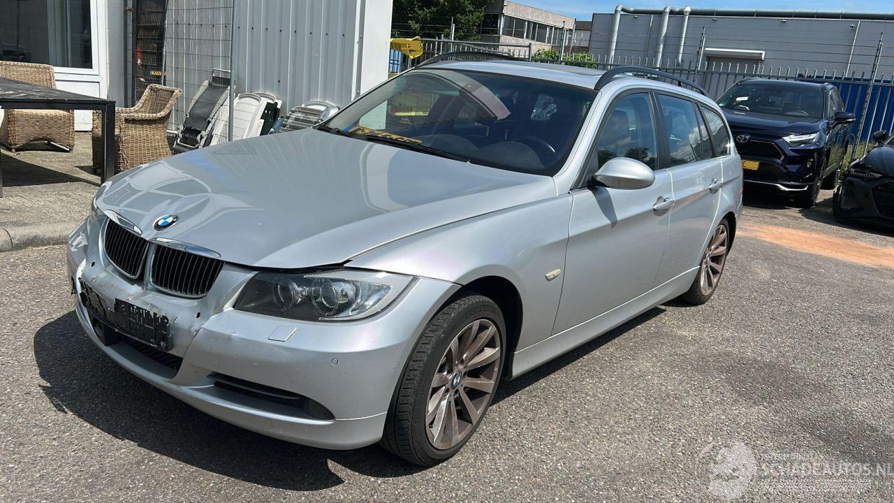 BMW 3-serie 330d AUTOMAAT Dynamic