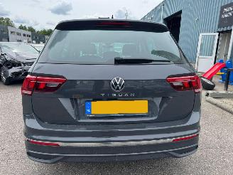 Volkswagen Tiguan 1.5 TSIb life Bns picture 4