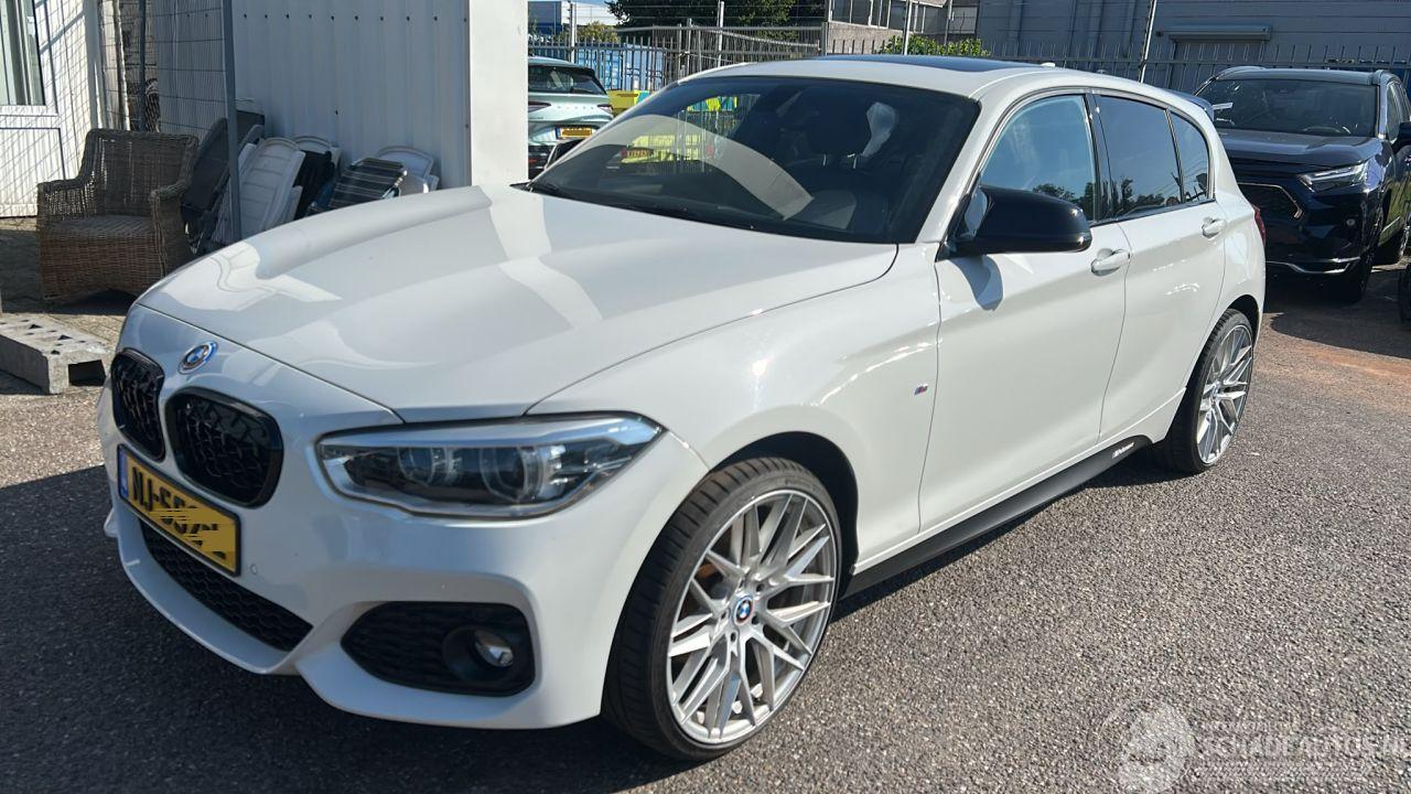 BMW 1-serie 120i  AUTOMAAT Centennial High Executive
