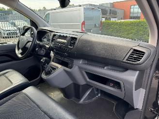 Peugeot Expert 1.6 BlueHDI 95 Compact Premium picture 11