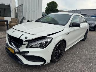 uszkodzony samochody osobowe Mercedes Cla-klasse Shooting Brake 180 AMG Night Edition Plus 2016/11