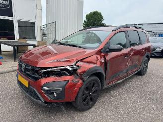 skadebil auto Dacia Jogger 1.0 TCe 100 Bi-Fuel Extreme 5p. 2022/3