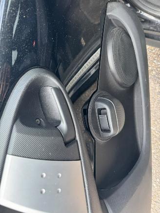 Peugeot 107 1.0 Access picture 16