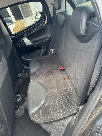 Peugeot 107 1.0 Access picture 15