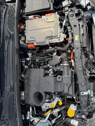 Renault Clio 1.6 E-Tech Full Hybrid 145 esprit Alpine picture 8