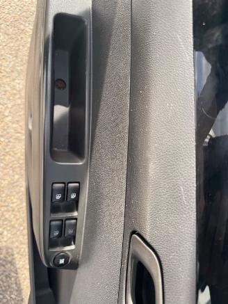 Chevrolet Spark 1.0 16V LE Bi-Fuel picture 13