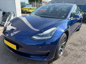 Vaurioauto  passenger cars Tesla Model 3 Long Range AWD 75 kWh 2019/12