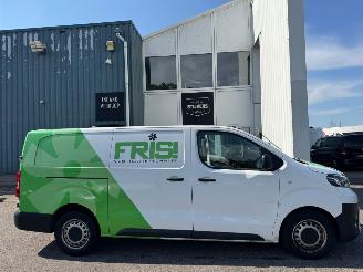 Toyota Proace Worker 2.0 D-4D Professional Long picture 2
