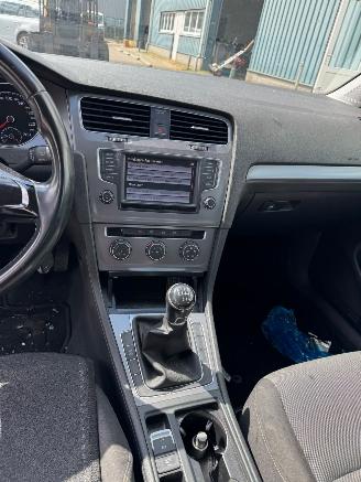 Volkswagen Golf 1.0 TSI Edition picture 13