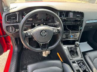 Volkswagen Golf 1.0 TSI Highline Business R picture 11