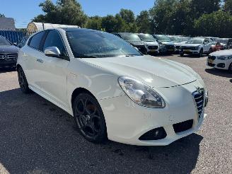 Coche accidentado Alfa Romeo Giulietta 2.0 JTDm Distinctive 2011/11