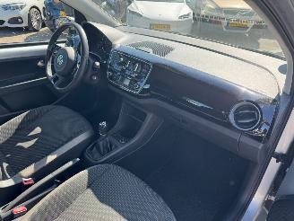 Volkswagen Up! 1.0 high up! BlueM. picture 11