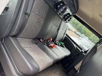 Peugeot Boxer 330 2.2 BlueHDi 140 L2H1 Premium DC picture 12
