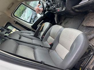 Peugeot Boxer 330 2.2 BlueHDi 140 L2H1 Premium DC picture 13