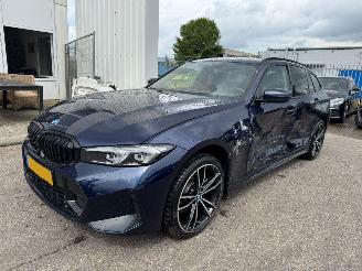 Schadeauto BMW 3-serie Touring 320e AUTOMAAT 2023/5