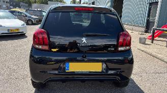 Peugeot 108 1.2 VTi Allure picture 4