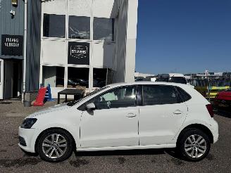 Voiture accidenté Volkswagen Polo 1.2 TSI Highline 2016/4