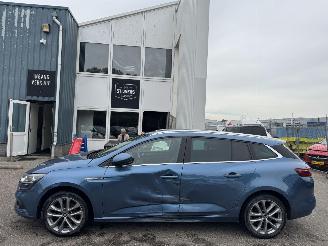 Voiture accidenté Renault Mégane Estate 1.2 TCe GT-Line 2016/11