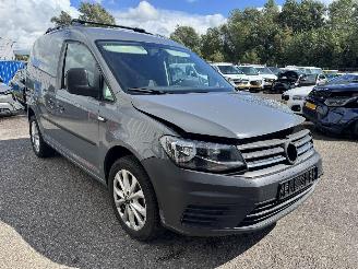 damaged commercial vehicles Volkswagen Caddy 2.0 TDI AUTOMAAT L1H1 BMT Trendline 2018/7