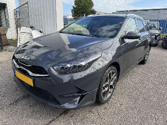Coche accidentado Kia Ceed 1.5 T-GDI GT- LINE Edition 2021/11