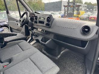 Mercedes Sprinter 311 2.2 CDI 432 HD picture 15