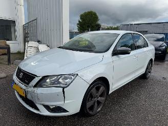 skadebil auto Seat Toledo 1.2 TSI FR Connect 2016/4