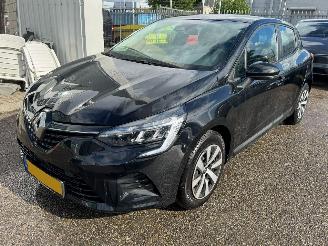 skadebil auto Renault Clio 1.0 TCe 90 Equilibre 2022/10