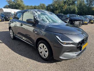 Suzuki Swift 1.2 Comfort Smart Hybrid picture 6