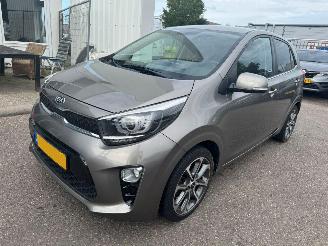 Schadeauto Kia Picanto 1.0 CVVT Design Edition 2019/7