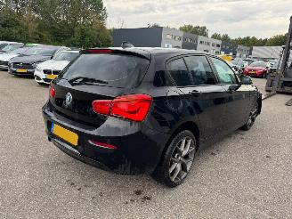 BMW 1-serie 118i Essential picture 5