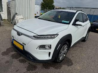  Hyundai Kona EV Limited 64 kWh 2020/12