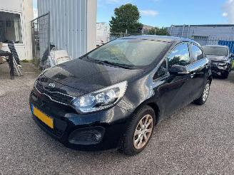 Voiture accidenté Kia Rio 1.2 CVVT Plus Pack 2014/1