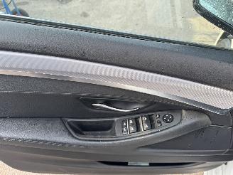 BMW 5-serie 523i High Executive picture 13