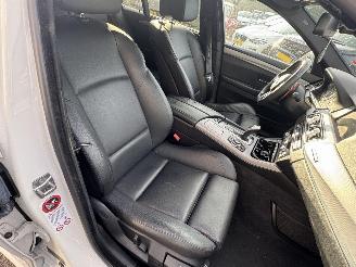 BMW 5-serie 523i High Executive picture 17