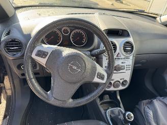 Opel Corsa 1.4-16V Anniversary Edition picture 7