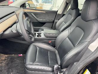 Tesla Model Y Long Range RWD 75 kWh 351 PK picture 13