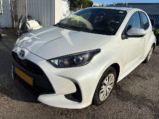 Avarii autoturisme Toyota Yaris 1.5 AUTOMAAT Hybrid Active 2023/9