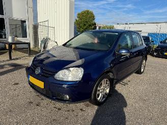 Vaurioauto  passenger cars Volkswagen Golf 1.6 AUTOMAAT  Trendline Business 2006/5
