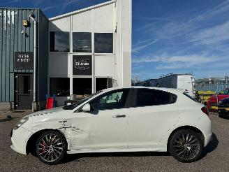 Alfa Romeo Giulietta Giulietta 1.4 T Distinctive picture 2