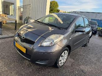 Vaurioauto  passenger cars Toyota Yaris 1.3 AUTOMAAT VVTi Aspiration 2009/12