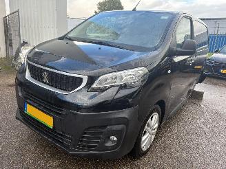 Vaurioauto  commercial vehicles Peugeot Expert 2.0 BlueHDI 180 Compact Urban 180 PK 2020/3