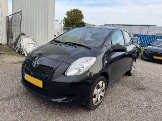 Voiture accidenté Toyota Yaris 1.0 VVTi Spirit 2007/4